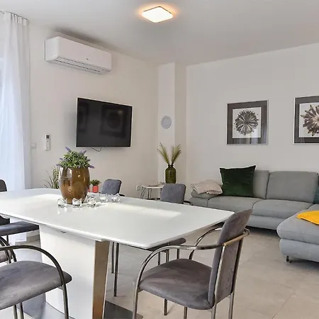 2267